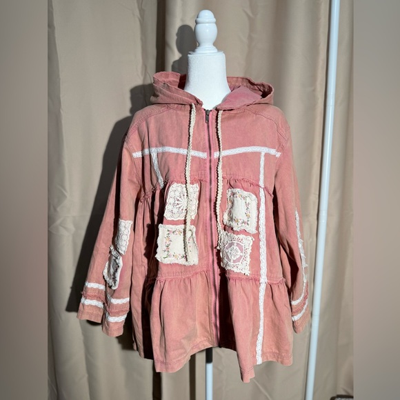 NWOT - POL Pink Distressed Denim Patchwork Jacket with Lace - Picture 13 of 13